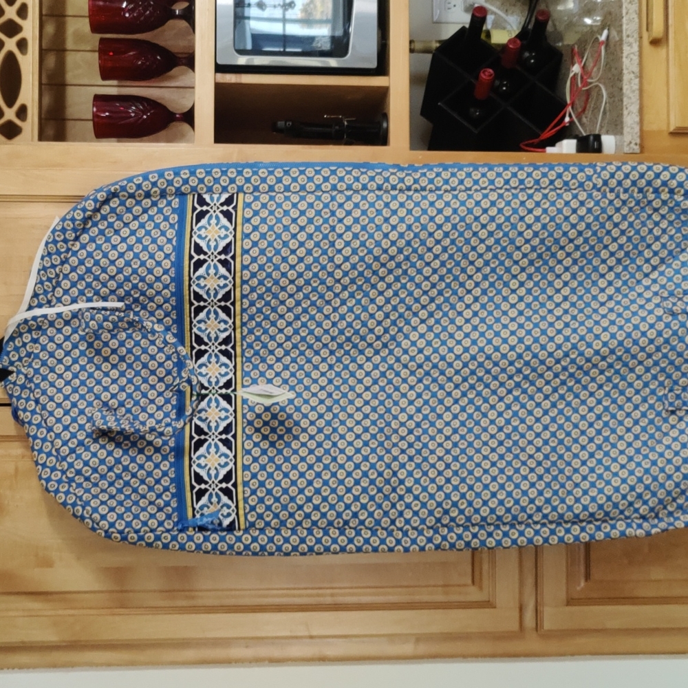 NWTs Vera Bradley Riviera Blue Garment Bag